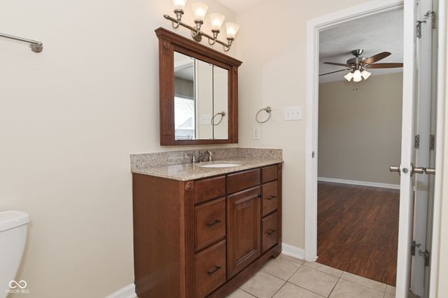 1721 Creekside Drive, Brownsburg, IN 46112