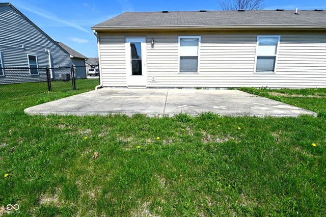 1721 Creekside Drive, Brownsburg, IN 46112