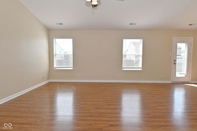 1721 Creekside Drive, Brownsburg, IN 46112