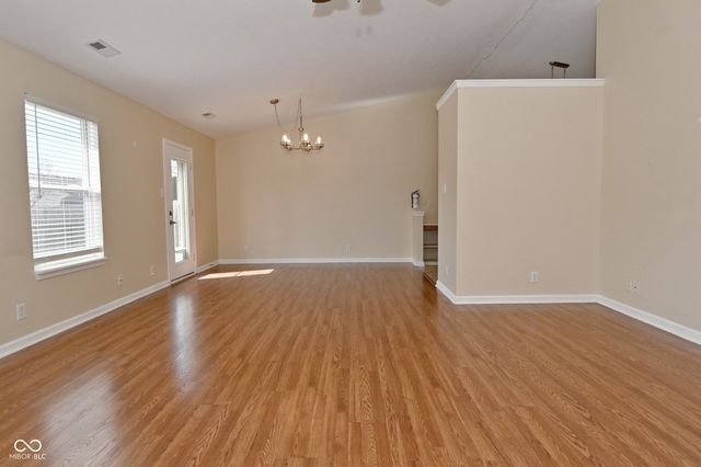 1721 Creekside Drive, Brownsburg, IN 46112