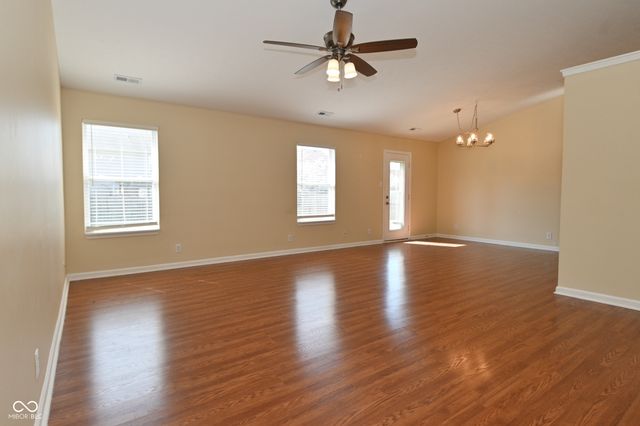 1721 Creekside Drive, Brownsburg, IN 46112