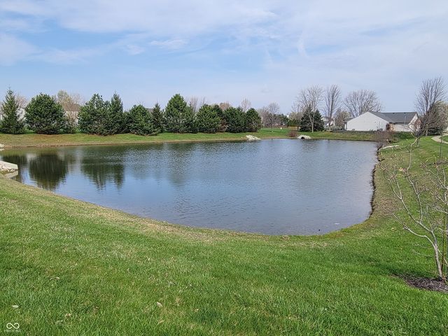 1721 Creekside Drive, Brownsburg, IN 46112