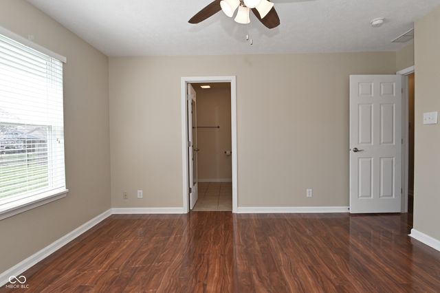 1721 Creekside Drive, Brownsburg, IN 46112