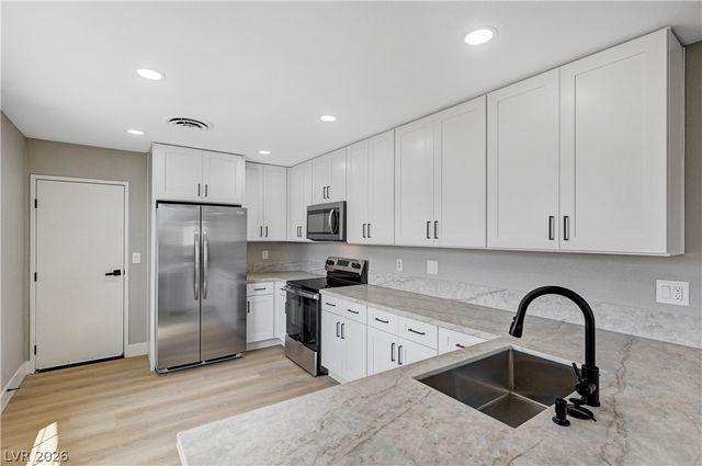 4098 Boratko Street, Las Vegas, NV 89115