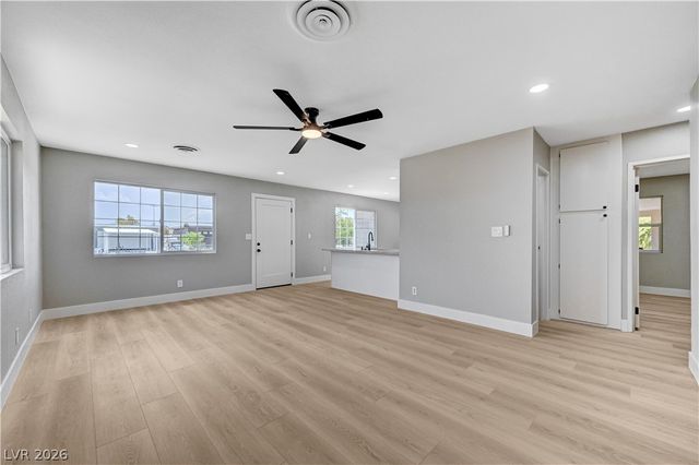 4098 Boratko Street, Las Vegas, NV 89115