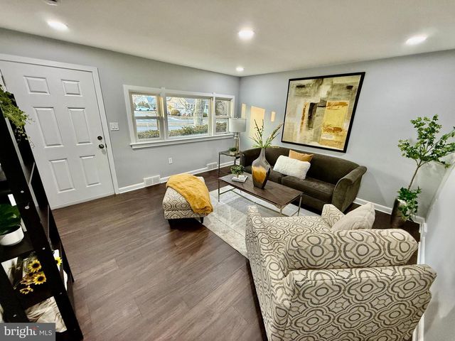 2220 BRUNSWICK AVE, Lawrenceville, NJ 08648
