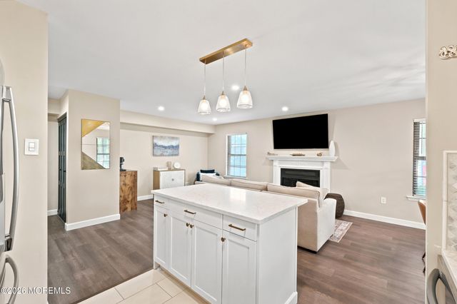 1001 Wellington Place, Aberdeen, NJ 07747