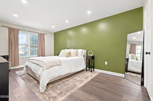 1001 Wellington Place, Aberdeen, NJ 07747