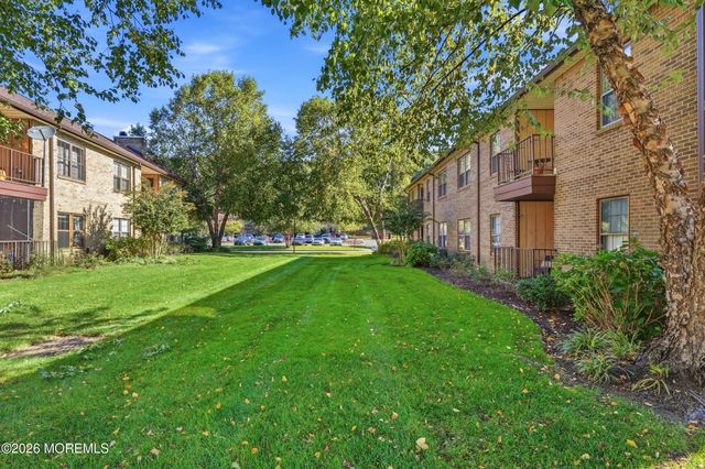 1001 Wellington Place, Aberdeen, NJ 07747