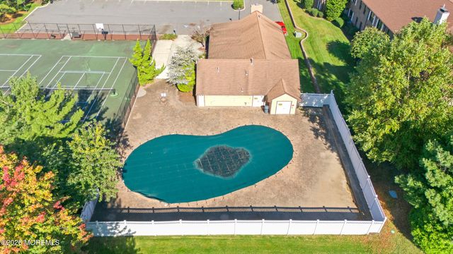 1001 Wellington Place, Aberdeen, NJ 07747