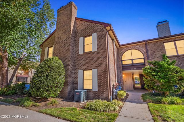 1001 Wellington Place, Aberdeen, NJ 07747