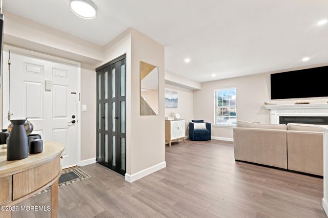 1001 Wellington Place, Aberdeen, NJ 07747