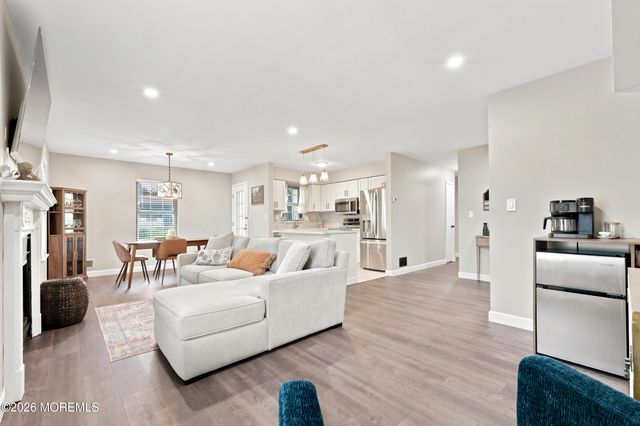 1001 Wellington Place, Aberdeen, NJ 07747