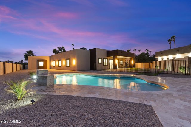 5923 E NORTH Lane, Paradise Valley, AZ 85253