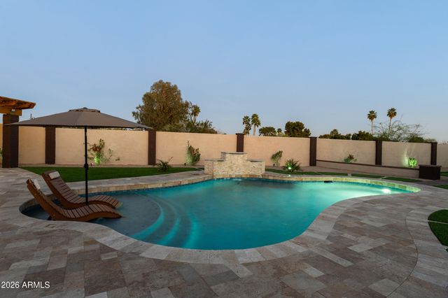5923 E NORTH Lane, Paradise Valley, AZ 85253