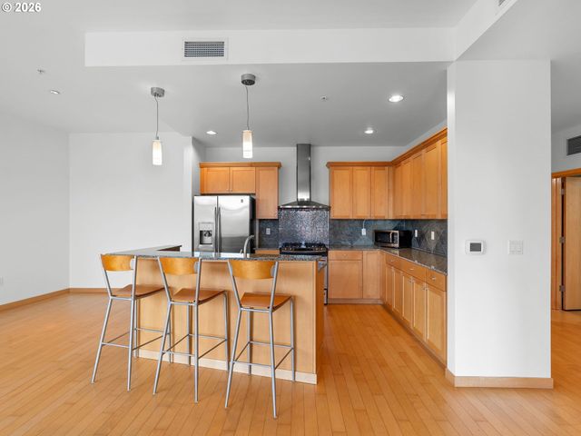 3525 Ne 50TH Ave 205, Portland, OR 97213