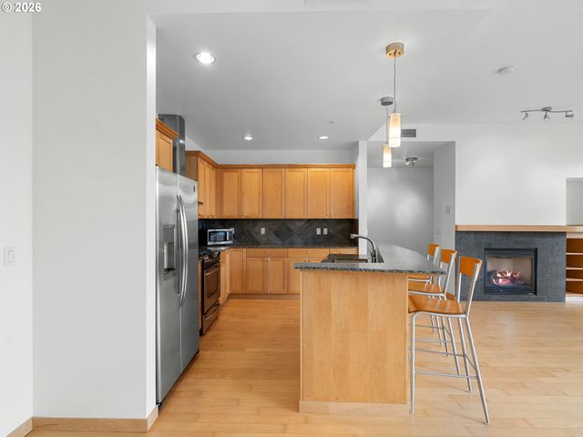 3525 Ne 50TH Ave 205, Portland, OR 97213
