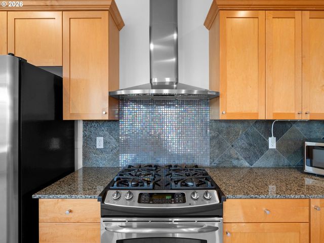 3525 Ne 50TH Ave 205, Portland, OR 97213