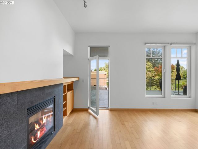 3525 Ne 50TH Ave 205, Portland, OR 97213