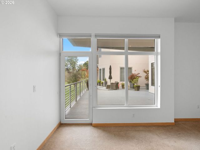 3525 Ne 50TH Ave 205, Portland, OR 97213