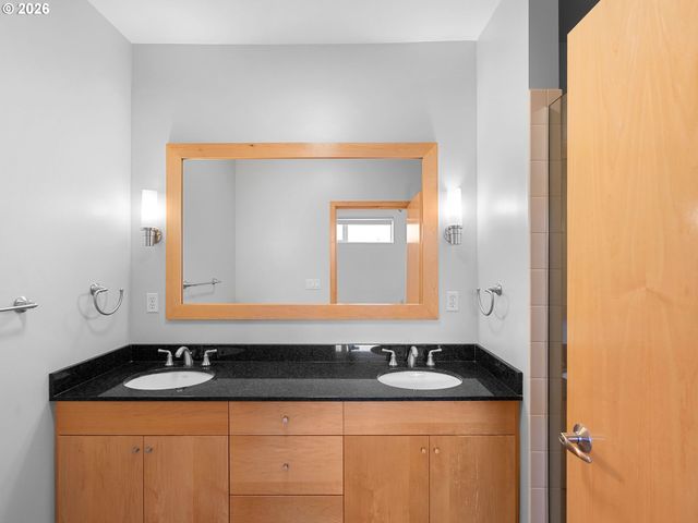 3525 Ne 50TH Ave 205, Portland, OR 97213
