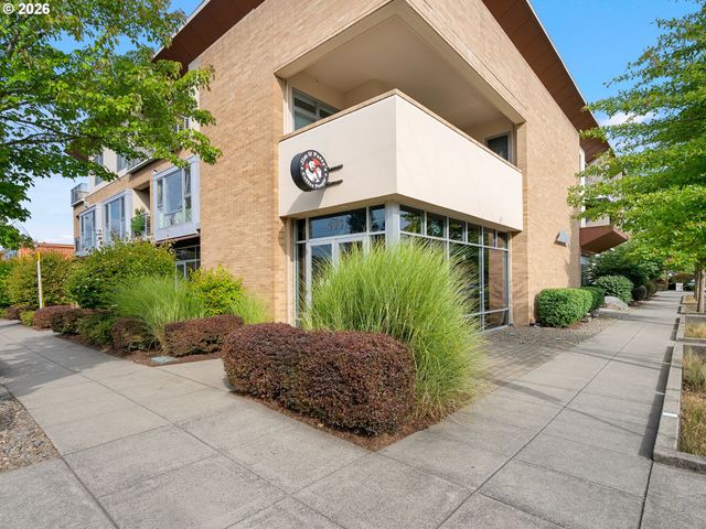 3525 Ne 50TH Ave 205, Portland, OR 97213
