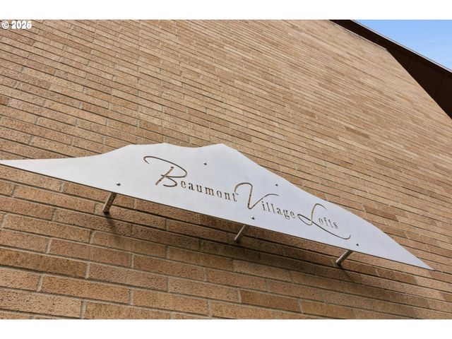 3525 Ne 50TH Ave 205, Portland, OR 97213
