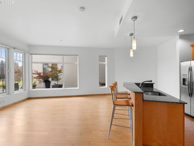 3525 Ne 50TH Ave 205, Portland, OR 97213