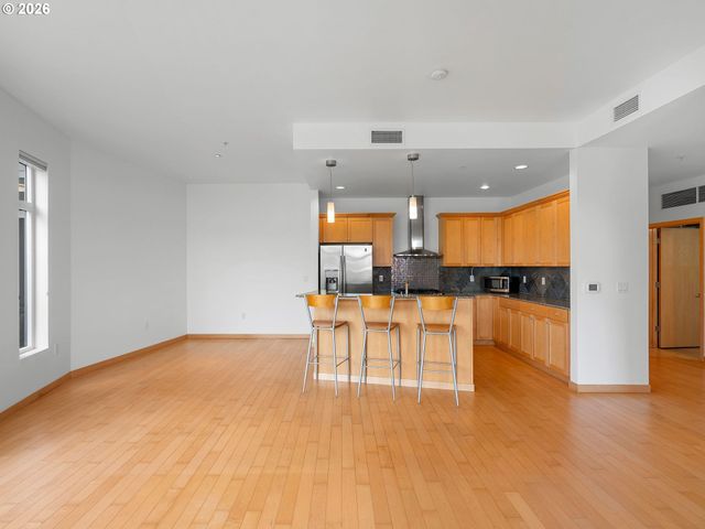 3525 Ne 50TH Ave 205, Portland, OR 97213