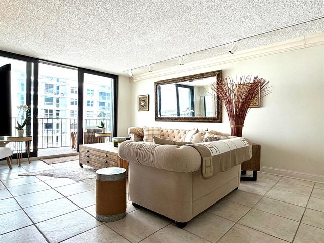 3460 S Ocean Boulevard 5110, Palm Beach, FL 33480