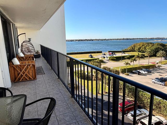 3460 S Ocean Boulevard 5110, Palm Beach, FL 33480