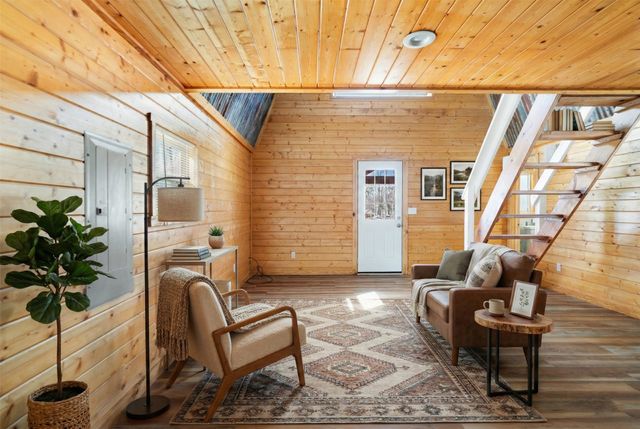 234 County Road 16420, Deport, TX 75435