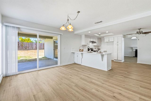 8312 Juglans Dr, Orangevale, CA 95662