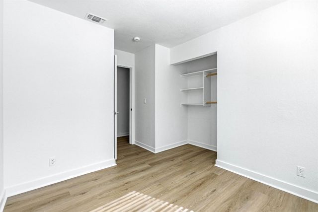 8312 Juglans Dr, Orangevale, CA 95662