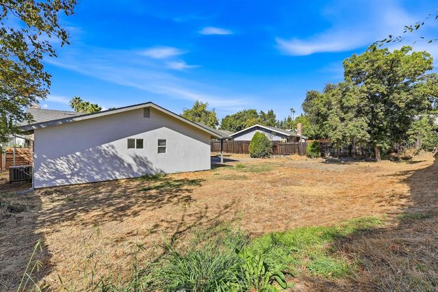 8312 Juglans Dr, Orangevale, CA 95662