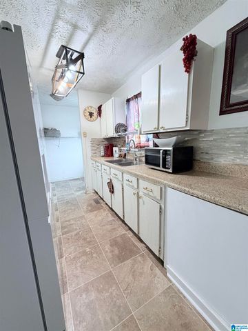 404 COUNTY ROAD 219, Jemison, AL 35085