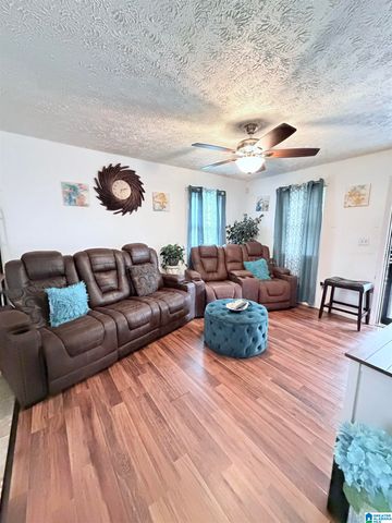 404 COUNTY ROAD 219, Jemison, AL 35085