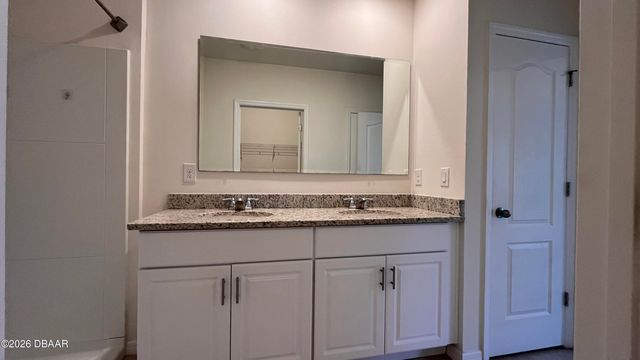 20 Bella Lago Circle, Port Orange, FL 32129