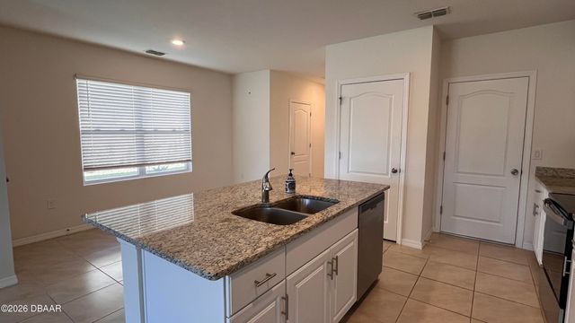 20 Bella Lago Circle, Port Orange, FL 32129