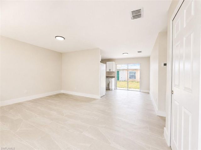 5422 9th AVE, Fort Myers, FL 33907