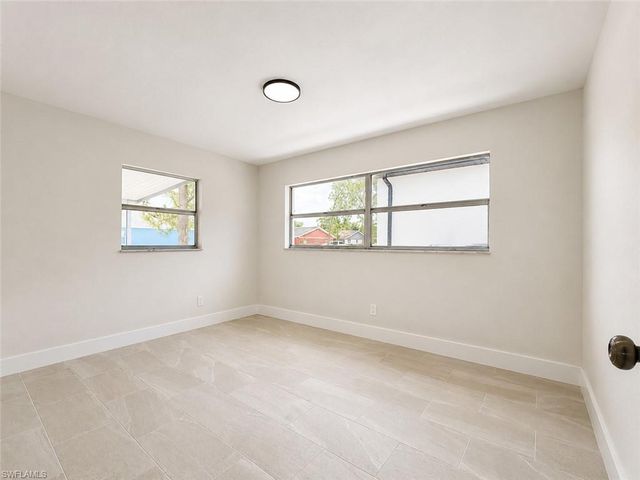 5422 9th AVE, Fort Myers, FL 33907