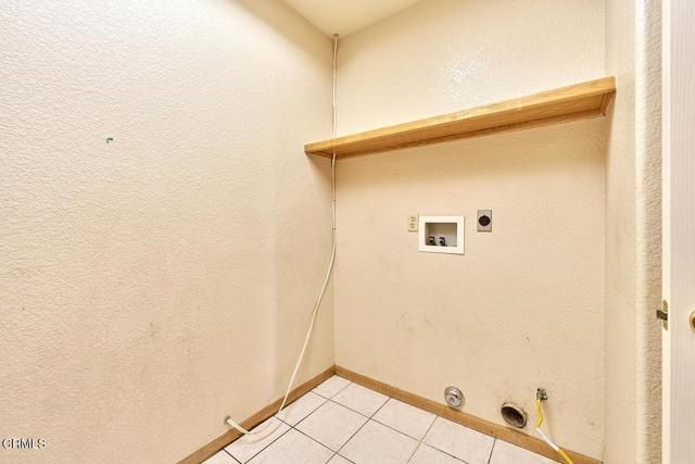 7176 Cataba Road, Oak Hills, CA 92344