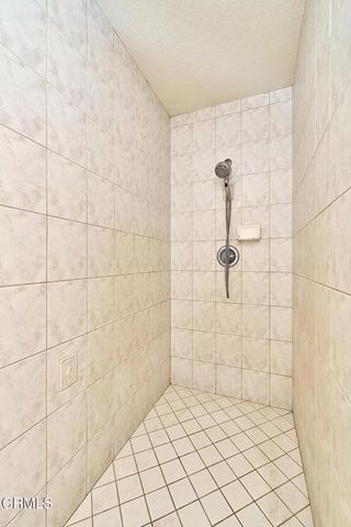 7176 Cataba Road, Oak Hills, CA 92344