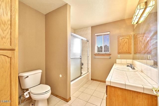 7176 Cataba Road, Oak Hills, CA 92344