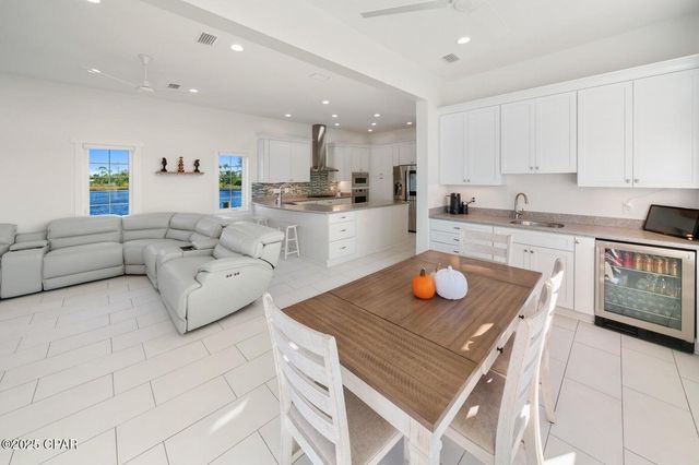 6701 Yacht Club Drive, Panama City, FL 32401