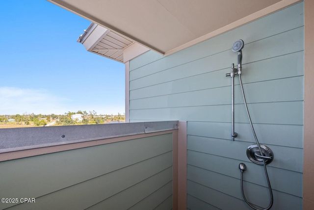 6701 Yacht Club Drive, Panama City, FL 32401