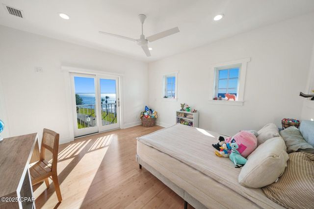 6701 Yacht Club Drive, Panama City, FL 32401