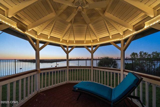 6701 Yacht Club Drive, Panama City, FL 32401