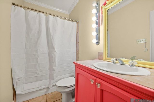 1650 Cameron Ave, Baton Rouge, LA 70806