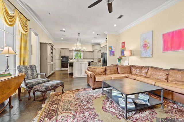 1650 Cameron Ave, Baton Rouge, LA 70806